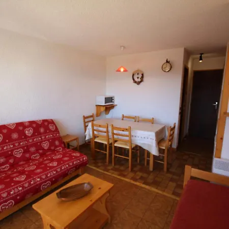 Montagnard 2 Pieces + Cabine, 6 Pers, Balcon Sud, Proche Pistes Et Commerces - Fr-1-293-112 Apartment