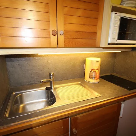Apartment Montagnard 2 Pieces + Cabine, 6 Pers, Balcon Sud, Proche Pistes Et Commerces - Fr-1-293-112