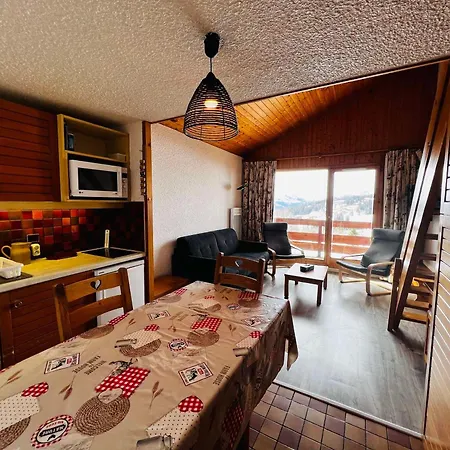 Montagnard 2 Pieces + Cabine, 6 Pers, Balcon Sud, Proche Pistes Et Commerces - Fr-1-293-112 Apartment Les Saisies