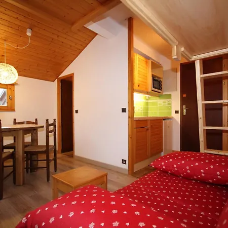 Apartment Montagnard 2 Pieces + Cabine, 6 Pers, Balcon Sud, Proche Pistes Et Commerces - Fr-1-293-112 Les Saisies