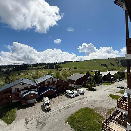 Montagnard 2 Pieces + Cabine, 6 Pers, Balcon Sud, Proche Pistes Et Commerces - Fr-1-293-112 Apartment