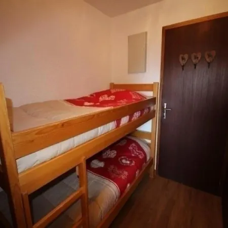 Montagnard 2 Pieces + Cabine, 6 Pers, Balcon Sud, Proche Pistes Et Commerces - Fr-1-293-112 Apartment *